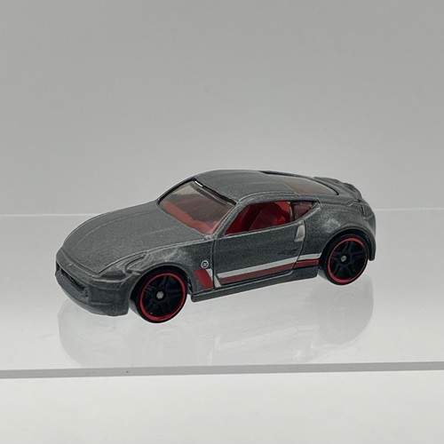 Hot wheels nissan 370z - wheels, gray