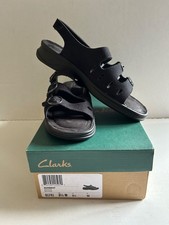 Clarks Springers Sandals Sunbeat Women’s 8.5 Black Suede Comfort Buckle 3-strap