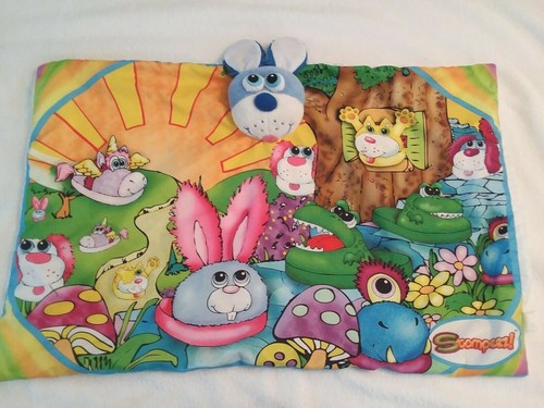 Stompeez blue dog - stompeez, characters