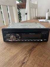 PIONEER DEH-4400BT SINGLE DIN RADIO/CD PLAYER REMOVED FOR POLO 2010-2014