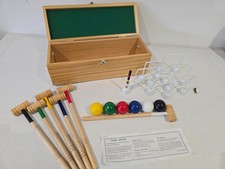 6 player table  / carpet