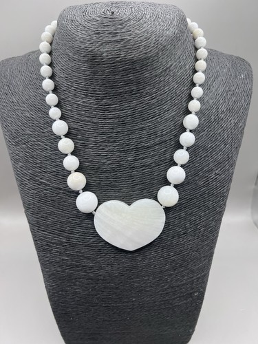 New lola rose milky - new,
