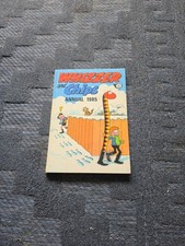 Whizzer and Chips Annual 1983