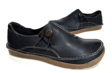 Ladies CLARKS Black leather