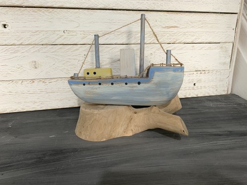 Seaside wood boat coastal - seaside,