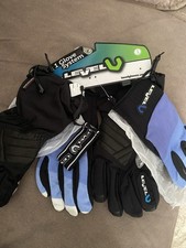 LevelV Skiing Snowboard Gloves Black/Blue Size 8 (medium)
