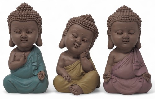 Meditating chinese buddha - meditating,