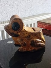 VINTAGE CERAMIC POTTERY FROG
