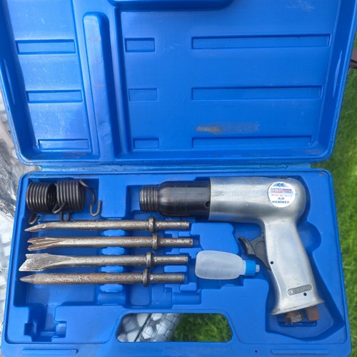 Sealy air hammer with