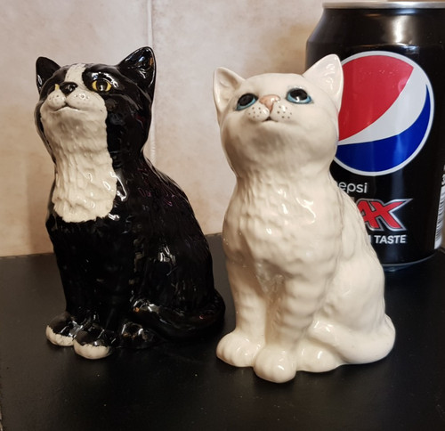 Beswick cats kittens - -, 2