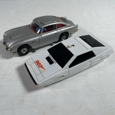Corgi 007 Aston Martin DB5 + Lotus Esprit James Bond Diecast