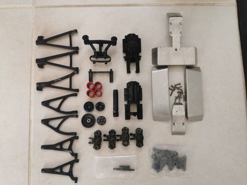 Traxxas revo spares - 1/16, e
