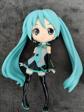 Hatsune Miku Vocaloid figure