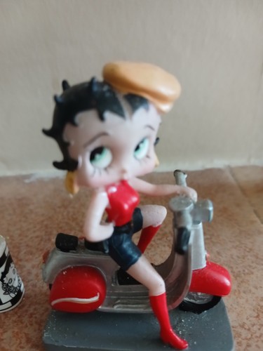Betty boop collectible - betty,
