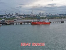 PHOTO  FAWLEY MARINE TERMINAL LPG TANKER VERENE AT THE TERMINAL. LOOKS LIKE SHE
