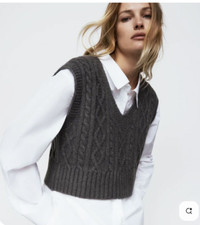 Chunky Sleeveless Cable Knit