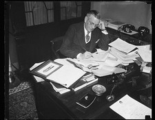 Photo:1930s Man at Desk