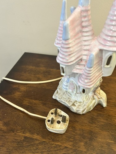 Fairytale castle - (shelf,