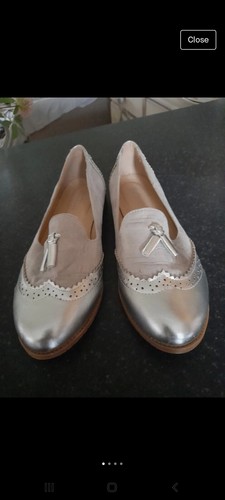 Silver and grey brogue - , style