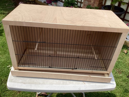 Bird breeding cage door - breeding,