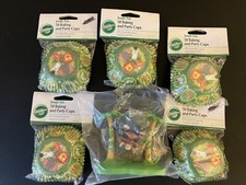 Wilton curious george cupcake