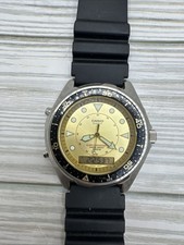 Vintage Casio AMW-320R Arnie