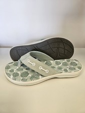 Ladies Leather Flip Flop - mint green -  Size UK 4
