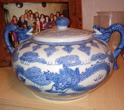 Large chinese teapot - chinese,