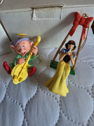 Grolier disney christmas tree - grolier,