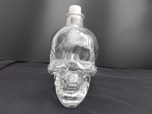 Crystal head skull - head, for