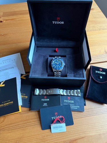 Tudor black bay - black, blue