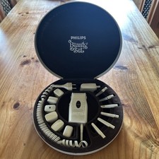 Phillips Original 1975 Vintage Beauty Set - Round Box - 14 Piece Applications