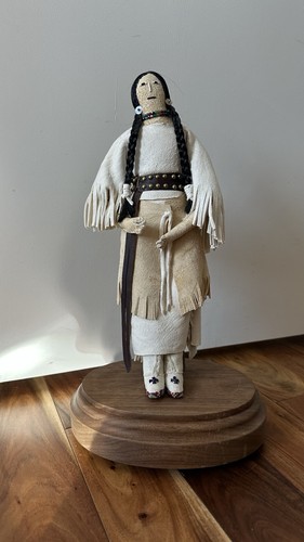 Arapaho doll blue - doll,, bird