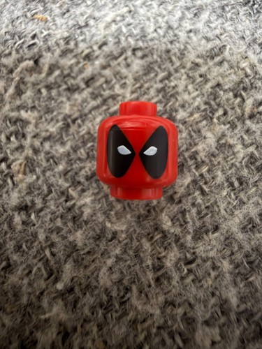 Lego deadpool head sh0032 - deadpool,