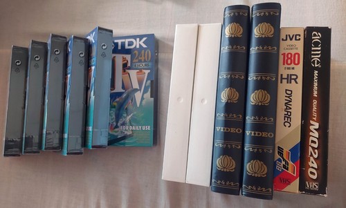 Vhs mini cassettes - cassettes, vhs-c