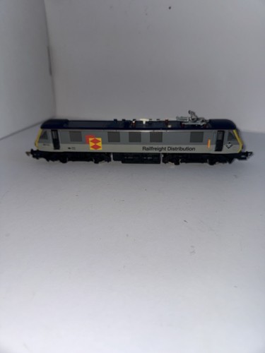 Hornby guage class 90 - guage,