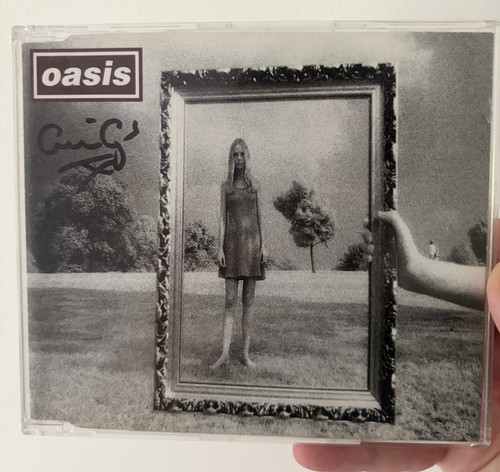 Guigsy signed wonderwall - guigsy,