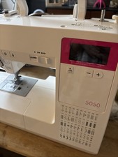 Janome New Home Harmony 5050 Sewing Machine with Pedal & Accessories