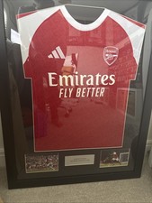 Arsenal Framed Shirt Bukayo