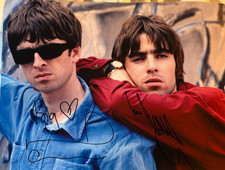 Liam & Noel Gallagher Hand