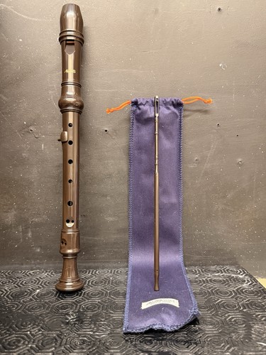 Aulos 303a descant recorder - descant,