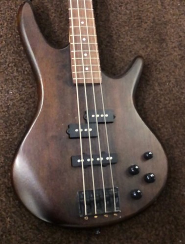 Ibanez gio gsr200b - ibanez,