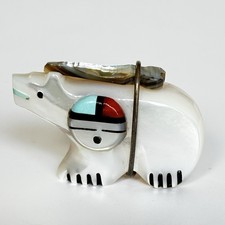 Zuni Bear Fetish - Darrin Boone - Mother of Pearl - Native Arrow Head & Sunface