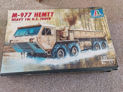 Italeri 292 m 977 - 1:35,