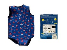 6-12 months Jo Jo Maman Bebe Wetsuit And 3-12 months Zoggs Trainer Seat (new)