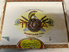 Troya universales martinez yca