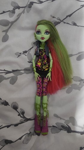 Venus mcflytrap monster - venus,