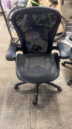 Herman miller aeron office - herman,