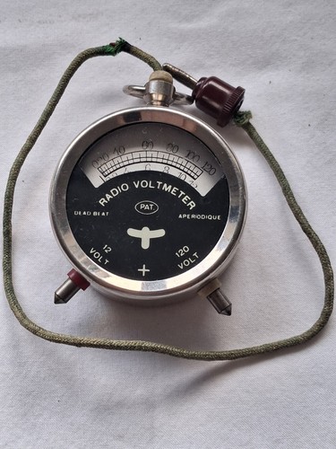 Vintage pocket 12v 120v radio - 12v-120v,