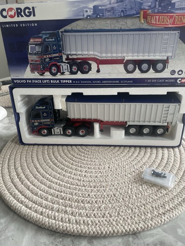 Corgi cc14036 volvo - corgi, (face